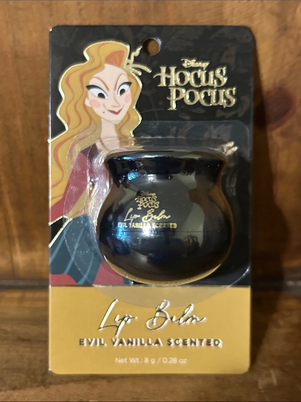 Disney Hocus Pocus themed cauldron shaped lip balms set of 4 NEW